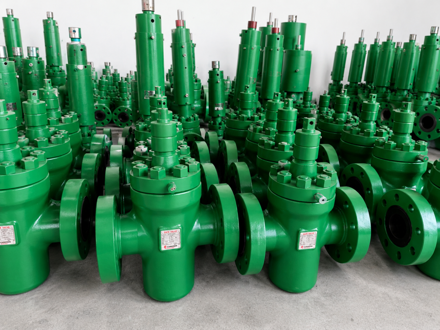 DIFFERENT SIZES OF GATE VALVES AS ACTUATORS